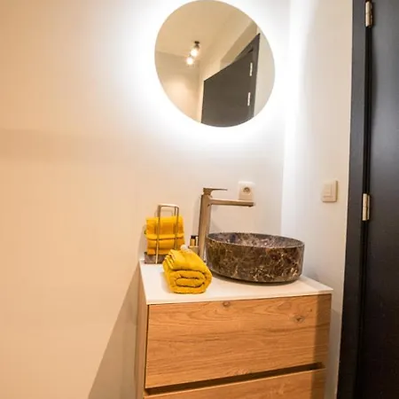 Sonrisa Apartment *